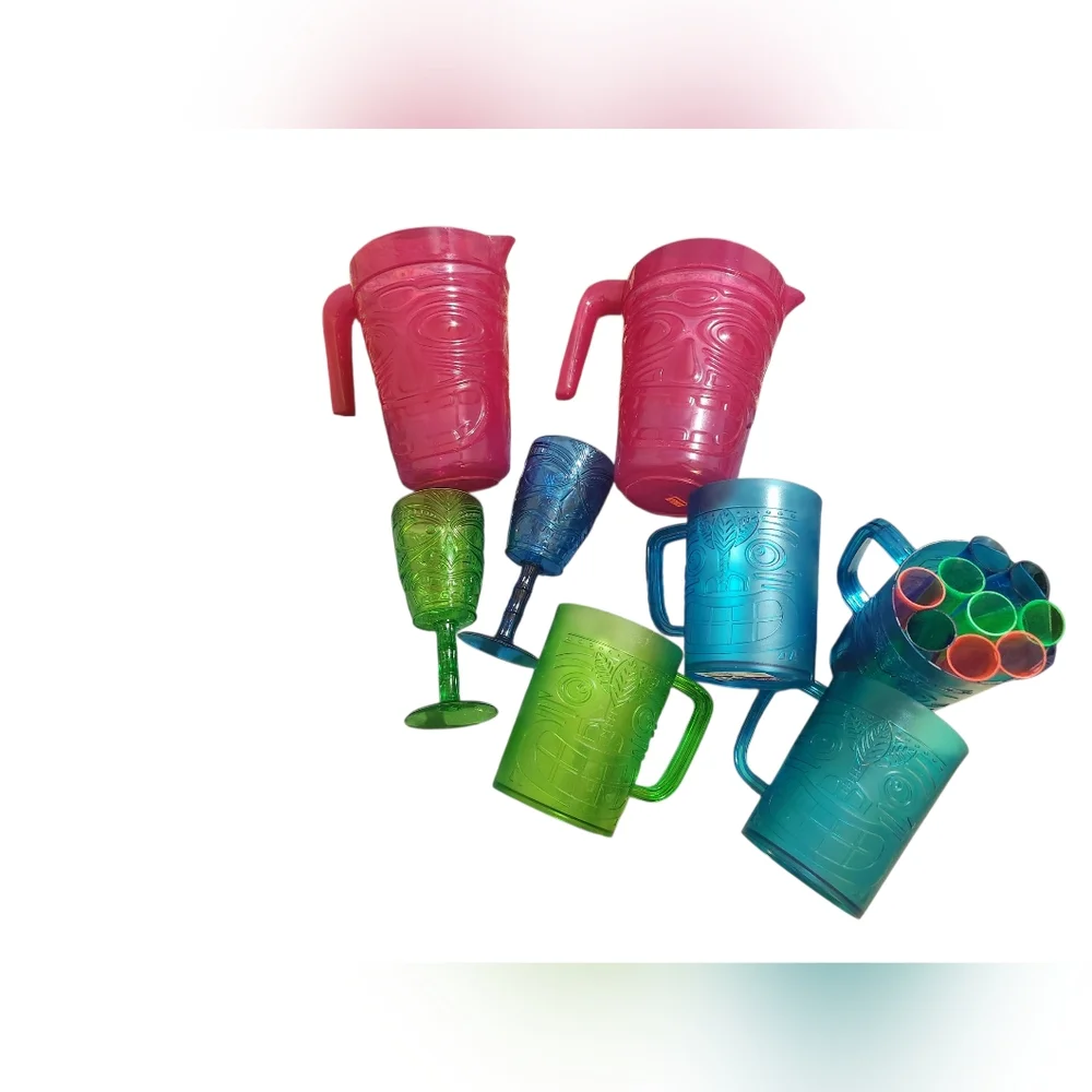 Colorful Tiki Drinkware Set
